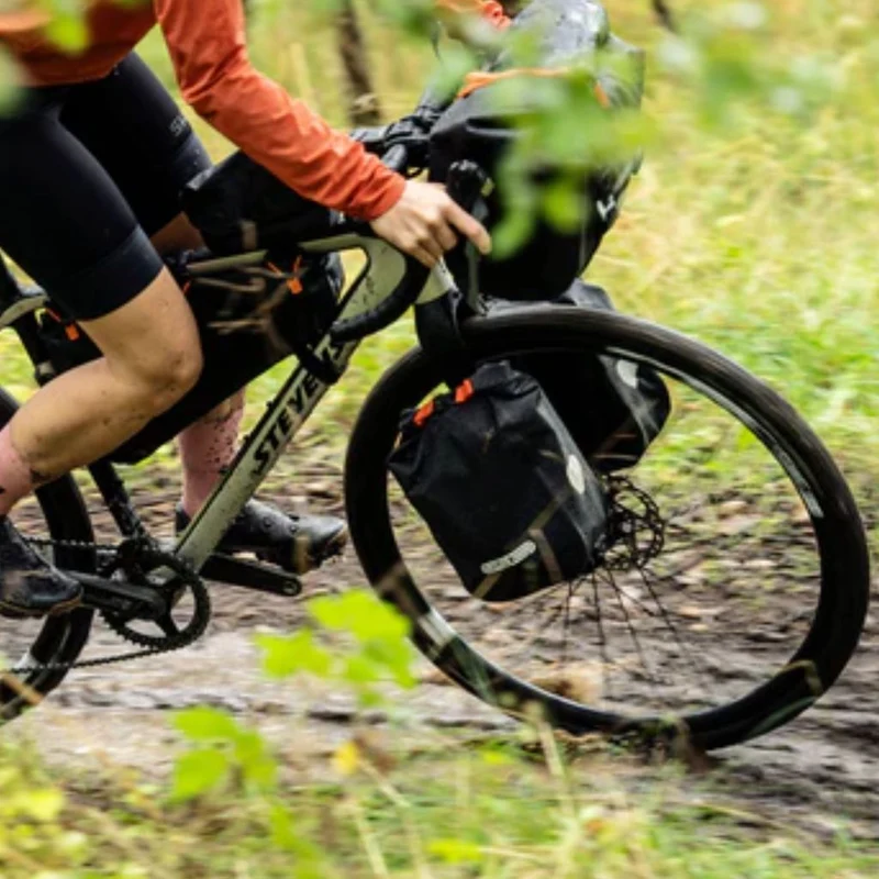 Sacoche bikepacking sur fourche de vélo Fork Pack Ortlieb
