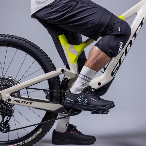 Genouillères EVOC PROTECTOR LS FLEX LITE