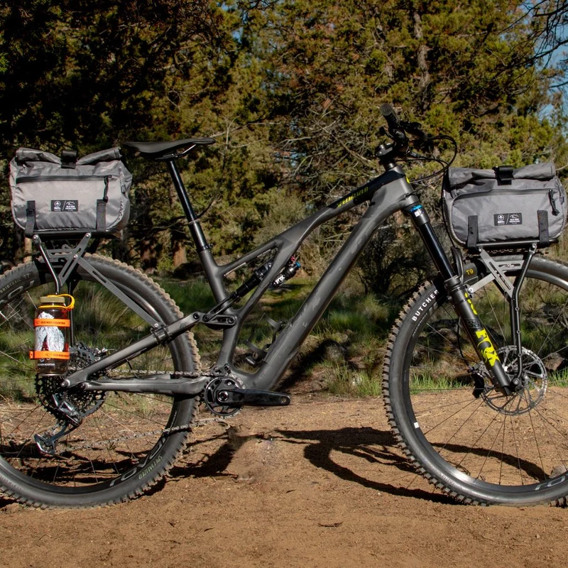 Porte-bagages cargo arrière ou avant Old Man Mountain Elkhorn