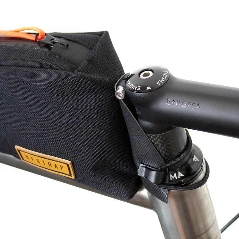 Sacoche de cadre Top Tube Bag Restrap sur jeu de direction