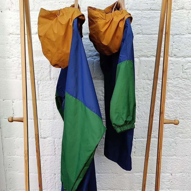 Poncho de pluie Poule Party adulte ou enfant Ash Blue