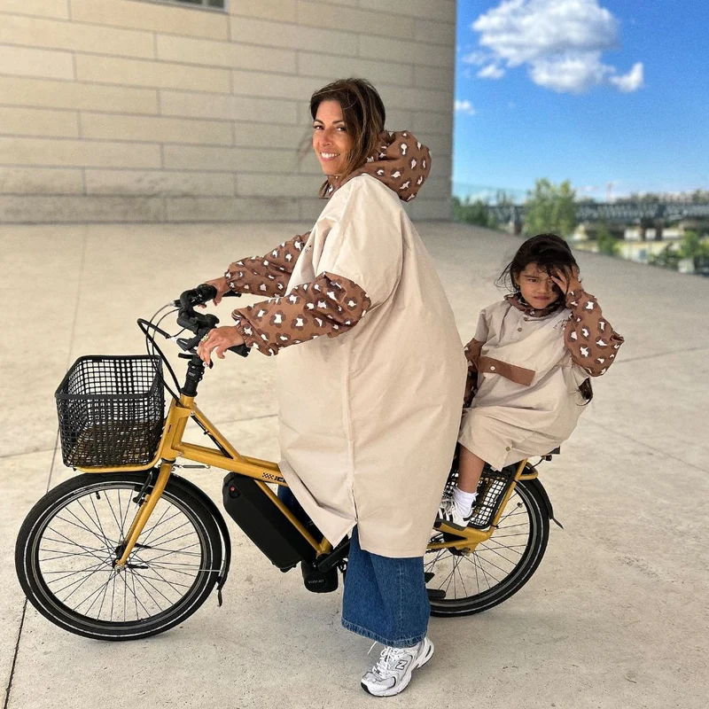Poncho de pluie Léopard Poule Party adulte ou enfant