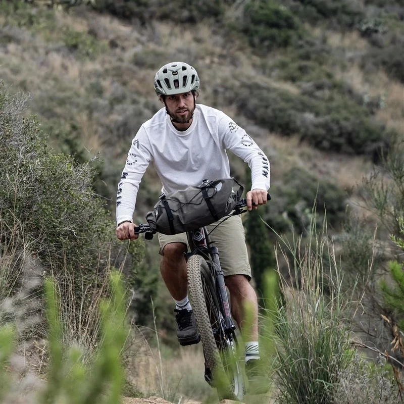 Sacoche de guidon Bikepacking Ortlieb Handlebar Pack-Flex 15L fixation Bar-Lock