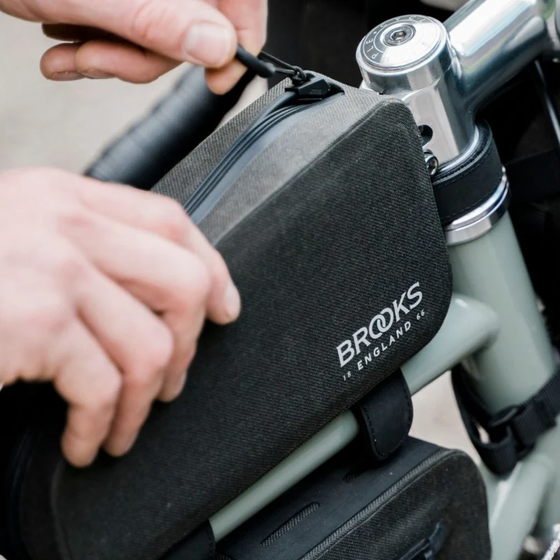 Sacoche sur tube supérieur Brooks pour bikepacking 0.9L Scape