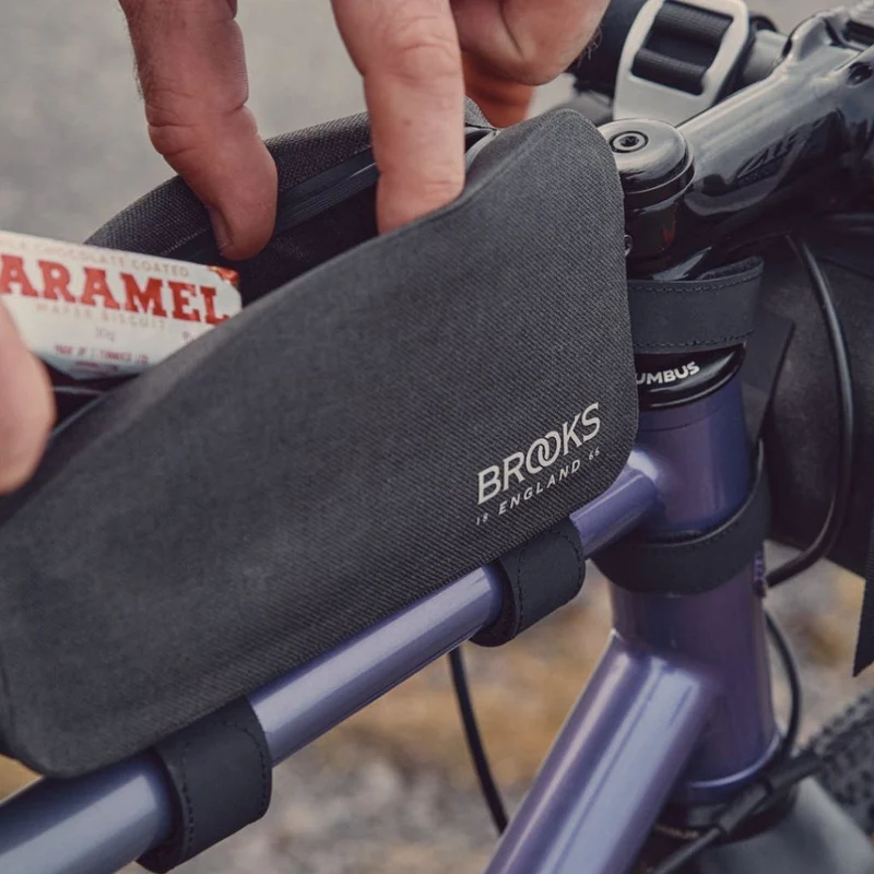 Sacoche sur tube supérieur Brooks pour bikepacking 0.9L Scape