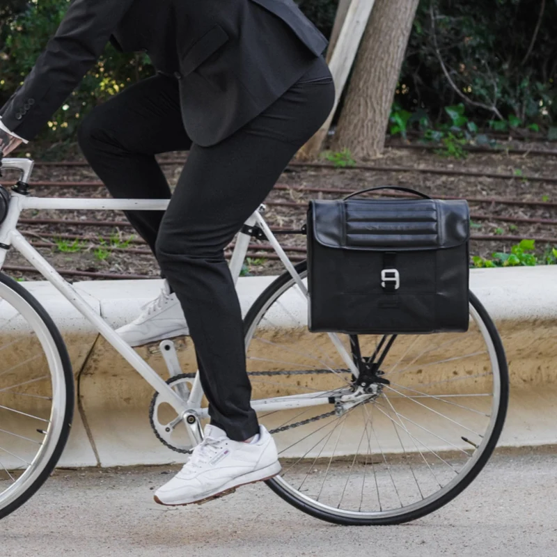 Sac de bureau vélo Genuine Shad Bikes 16L look cuir vintage