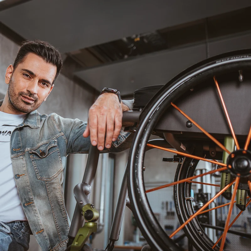 Pneu vélo Schwalbe Marathon Plus Black'n'Roll 24" pour fauteuil
