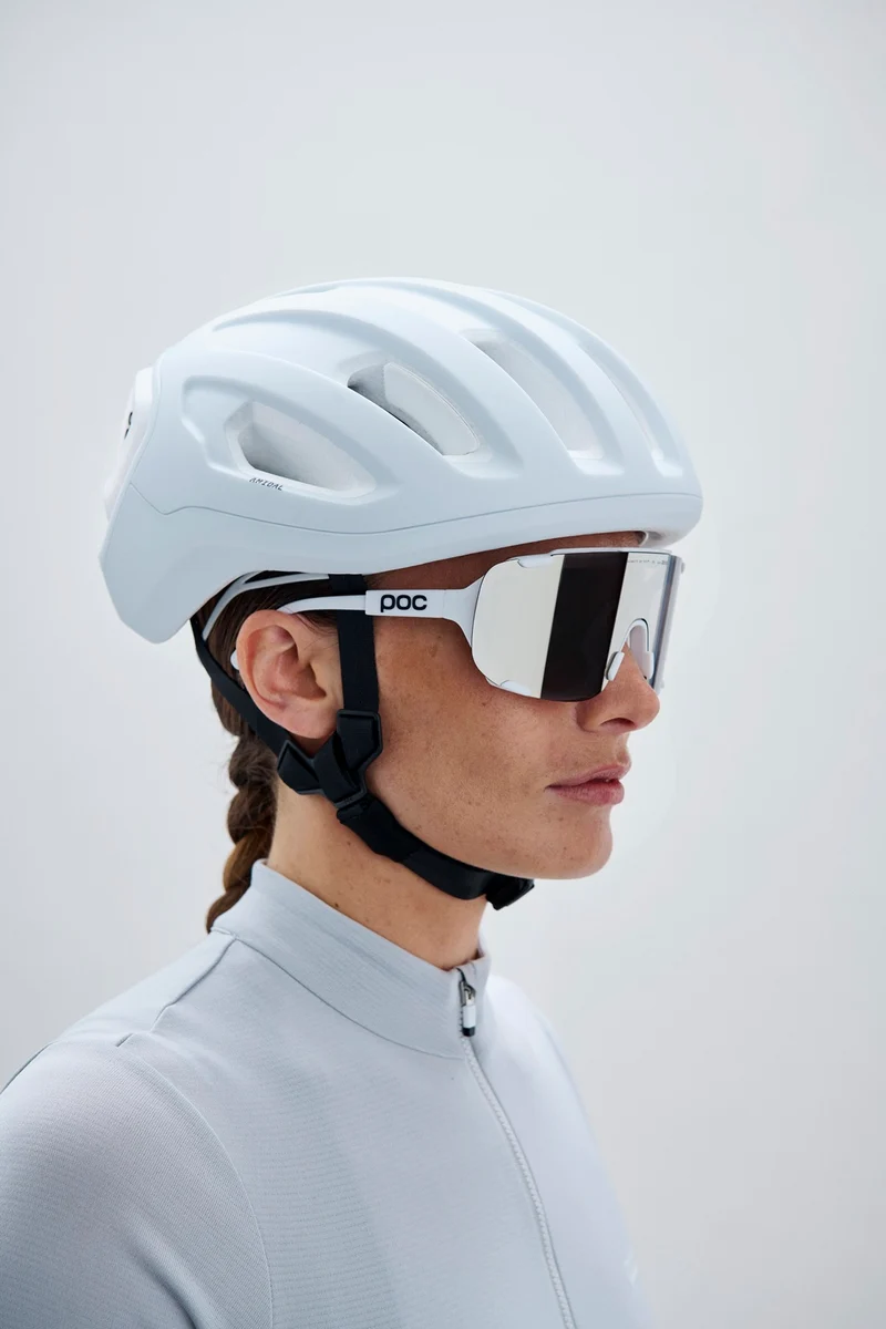 Lunettes POC DEVOUR MID Blanc Verre Clarity Road Sunny Silver
