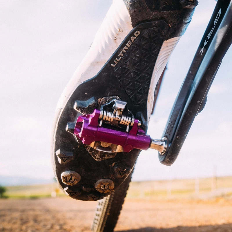 Pédales WOLF TOOTH DEL GRAVEL RACE Clipless Violet