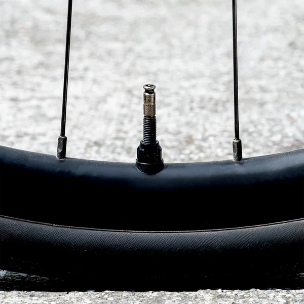 Lot de 2 Valves Tubeless LEZYNE CLIK TLR PRO 44mm