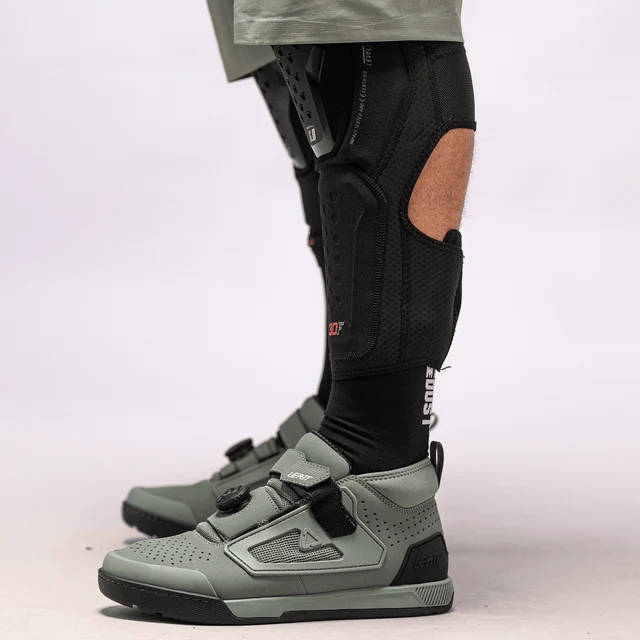 Genouillères LEATT 6.0 EVO EXT Noir