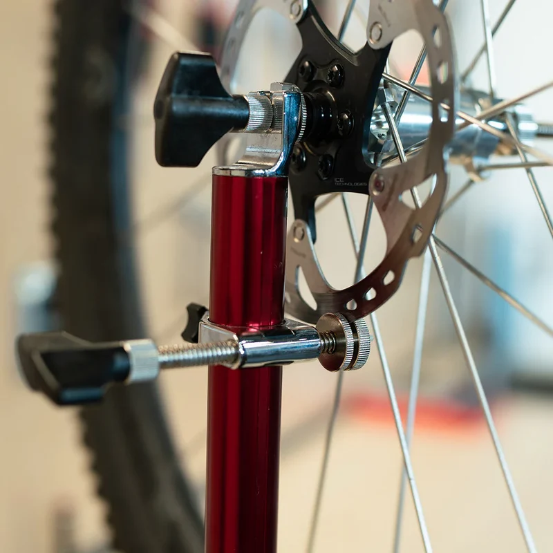 Centreur de roues FEEDBACK SPORTS Pro Truing Stand 2.0